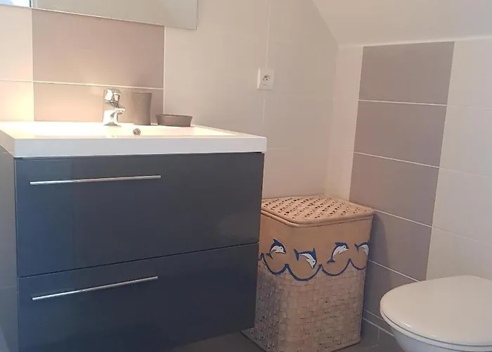 Hugues Entre Caen Et La Avec Piscine 3*