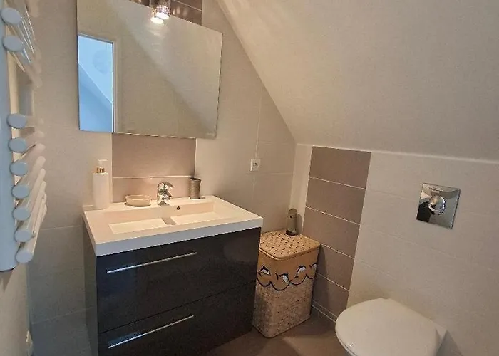 Hugues Entre Caen Et La Avec Piscine Mathieu